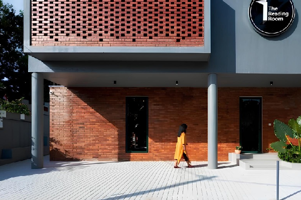 Creative Studio Exterior Painting